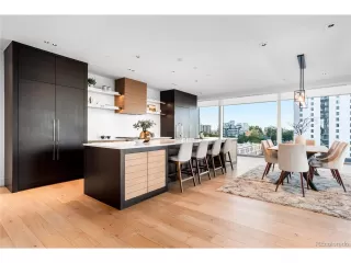 Photo #2: 2369377 Listing