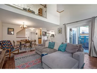 Photo #2: 2371069 Listing