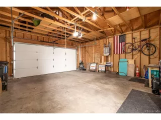 Photo #5: 2371069 Listing