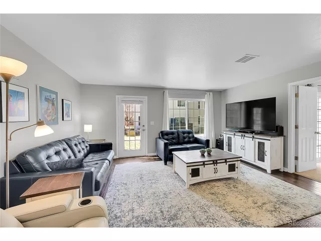 MLS: 2374256 Condo For Sale