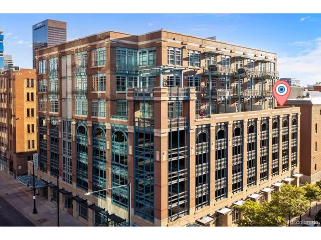 MLS: 2374305 Condo For Sale