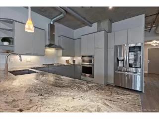 Photo #6: 2374305 Listing