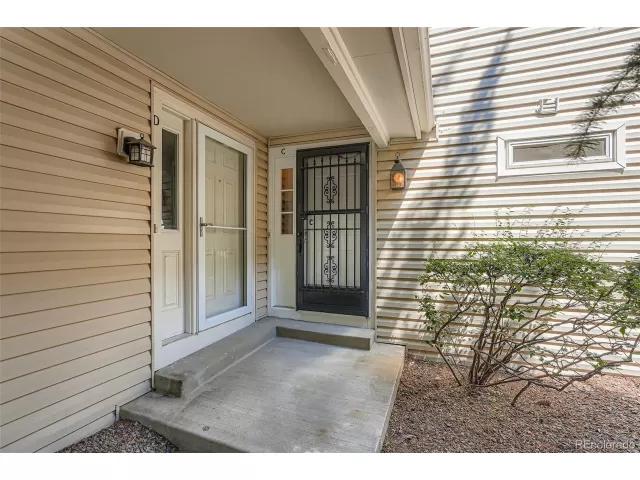 MLS: 2378020 Condo For Sale