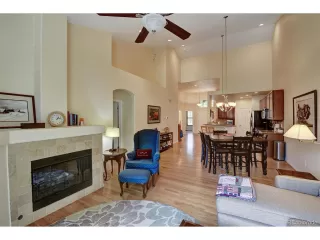 Photo #5: 2378653 Listing 
