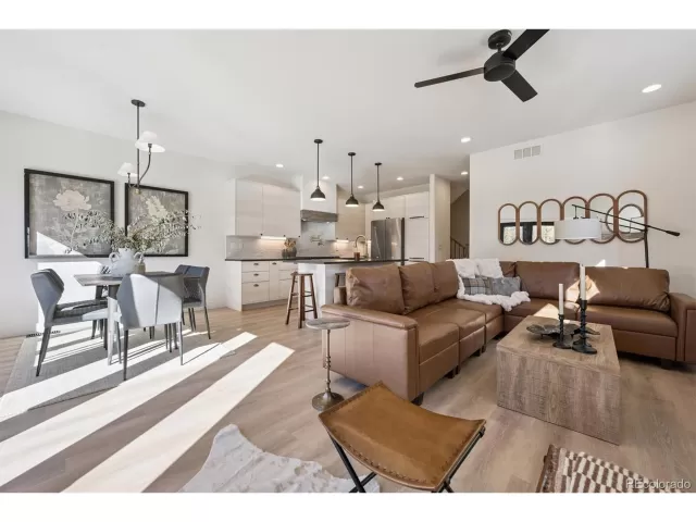 MLS: 2379698 Condo For Sale