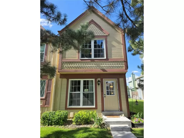 MLS: 2380170 Condo For Sale