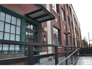 Photo #2: 2380483 Listing