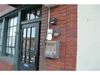 Photo #3: 2380483 Listing