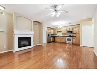 Photo #5: 2381838 Listing