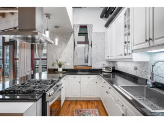 Photo #2: 2382636 Listing 