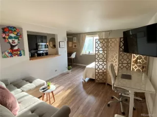Photo #2: 2383868 Listing 