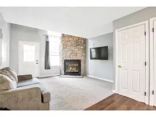 Photo #2: 2384310 Listing 