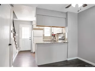 Photo #3: 2384310 Listing 