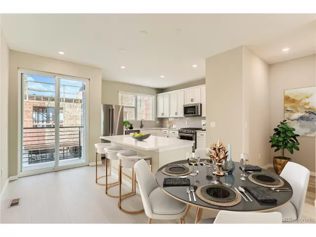 MLS: 2386357 Condo For Sale