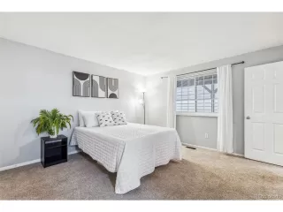 Photo #6: 2386723 Listing