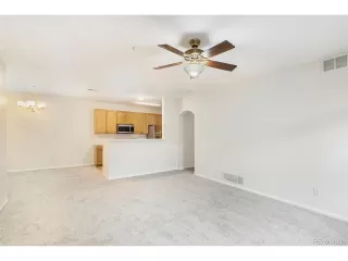 Photo #3: 2388544 Listing