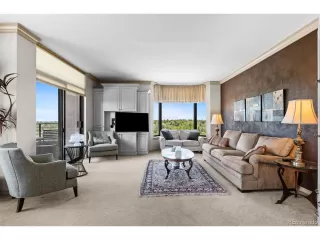 Photo #2: 2392343 Listing 