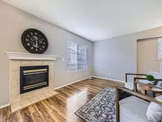 Photo #3: 2393325 Listing 