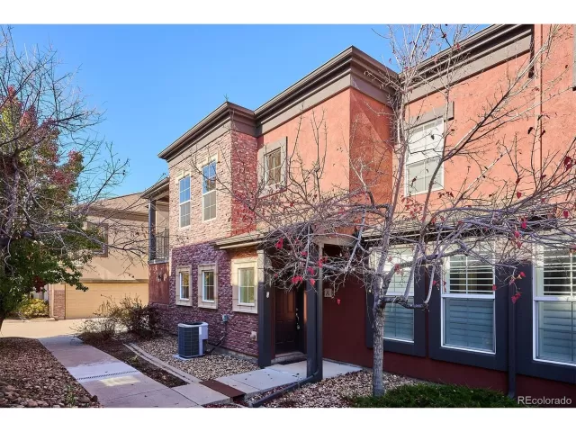 MLS: 2393505 Condo For Sale