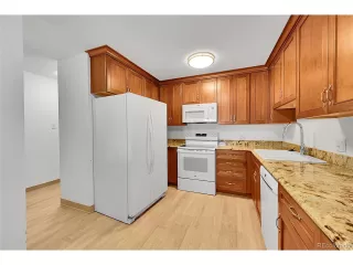 Photo #2: 2394206 Listing