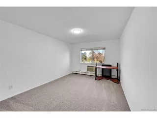 Photo #4: 2394206 Listing