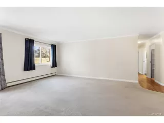 Photo #4: 2394311 Listing 