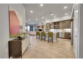 Photo #2: 2394628 Listing 