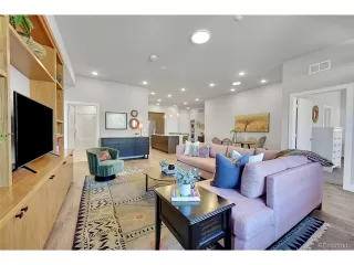 Photo #6: 2394628 Listing 