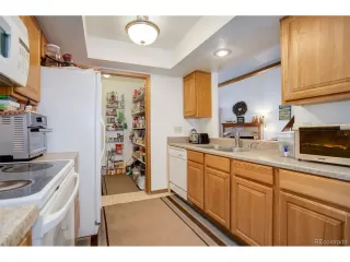 Photo #5: 2394736 Listing