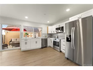 Photo #6: 2395208 Listing