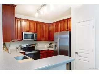 Photo #6: 2395239 Listing 