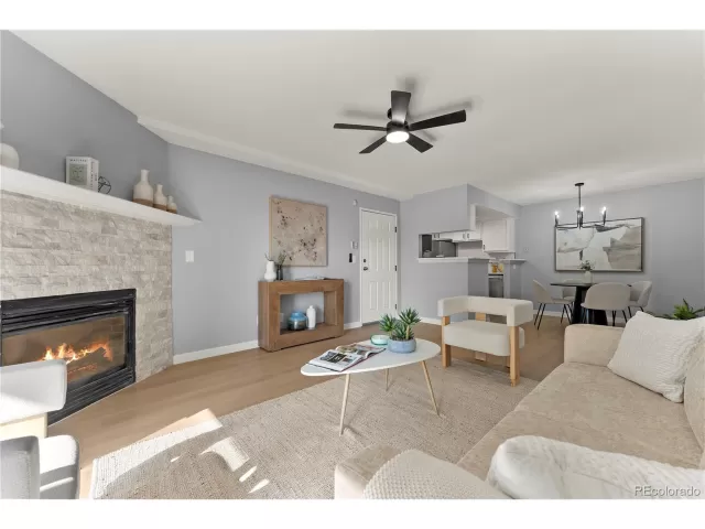 MLS: 2395291 Condo For Sale