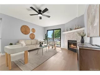 Photo #2: 2395291 Listing 