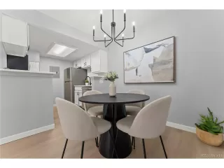 Photo #6: 2395291 Listing 