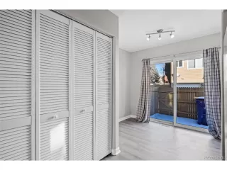 Photo #5: 2395720 Listing