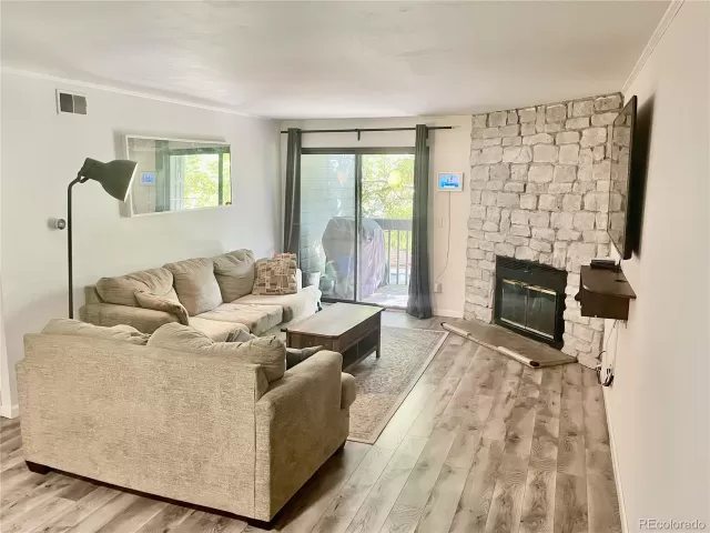 MLS: 2395735 Condo For Sale