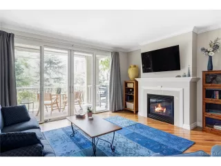 Photo #2: 2397010 Listing