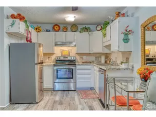 Photo #4: 2397042 Listing