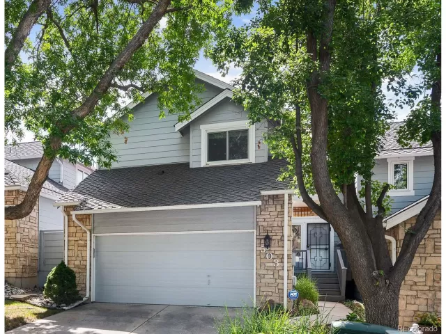 MLS: 2397472 Condo For Sale