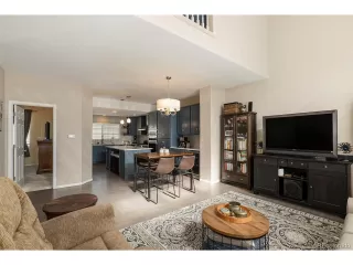 Photo #3: 2397538 Listing