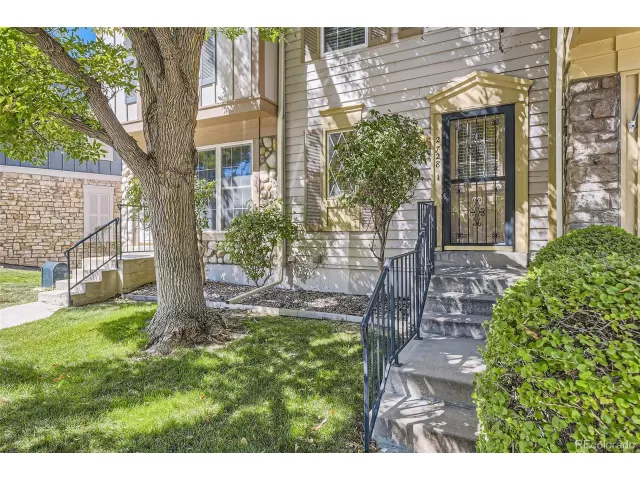 MLS: 2398139 Condo For Sale