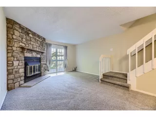 Photo #5: 2398139 Listing 