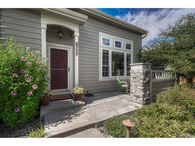 MLS: 2398725 Condo For Sale