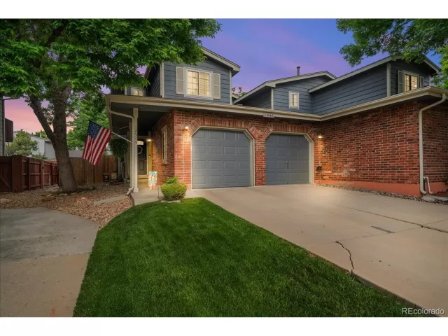 MLS: 2403017 Condo For Sale