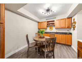 Photo #6: 2403017 Listing 