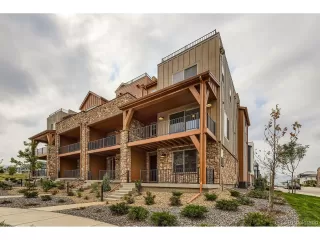 Photo #2: 2404219 Listing