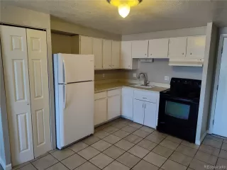 Photo #2: 2404954 Listing