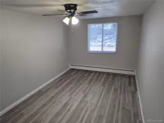 Photo #3: 2404954 Listing