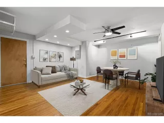 Photo #3: 2405368 Listing 