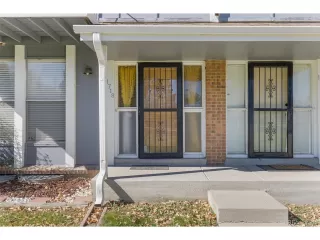 Photo #3: 2406051 Listing